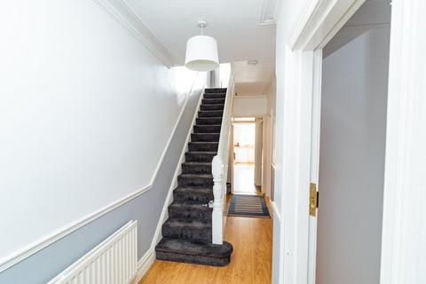 5 bedroom house to rent, Osborne Road, Bournemouth,