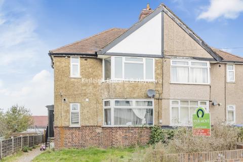 2 bedroom maisonette to rent, Highfield Avenue Erith DA8