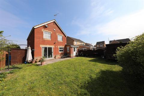 4 bedroom detached house for sale, Blackwater Way, Kingswood, Hull