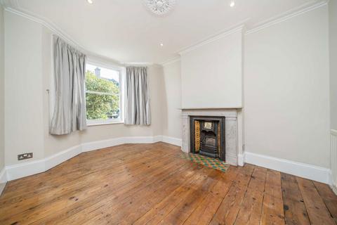 4 bedroom terraced house to rent, Clifton Road, Kingston Upon Thames KT2