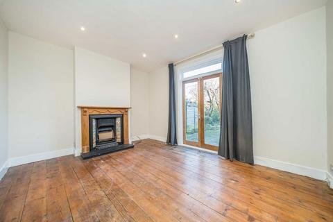 4 bedroom terraced house to rent, Clifton Road, Kingston Upon Thames KT2