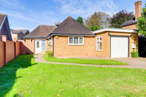 6 bedroom detached bungalow for sale, Trentham Drive, Aspley NG8