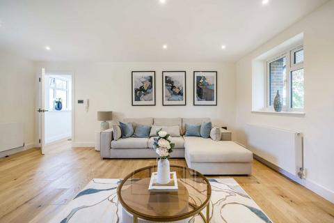 1 bedroom flat for sale, Cavendish Road, London W4