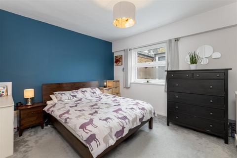 2 bedroom property for sale, Upper Richmond Road, London