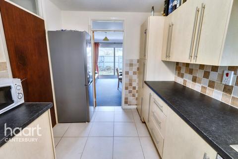 3 bedroom end of terrace house for sale, Kemsing Gardens, Canterbury