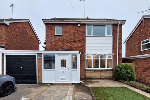 3 bedroom detached house for sale, 7 Surrey Close, WS15 1JZ