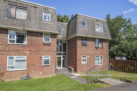 1 bedroom flat for sale, Wickham Place, Fleet, Hampshire, GU52 6NG