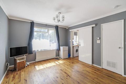 1 bedroom flat for sale, Wickham Place, Fleet, Hampshire, GU52 6NG