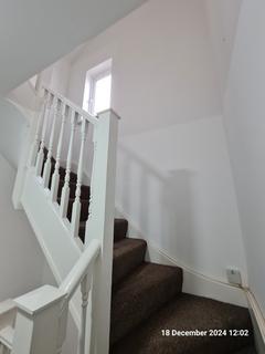 3 bedroom flat to rent, Westmorland Road, Harrow HA1