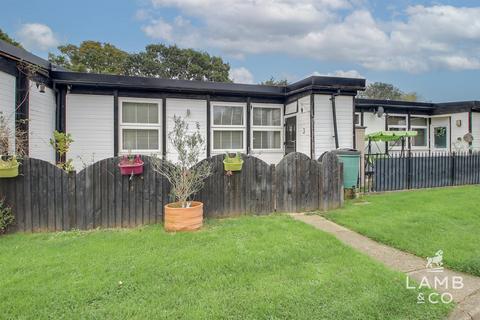 1 bedroom park home for sale, Castlehill Park, Clacton-On-Sea CO16