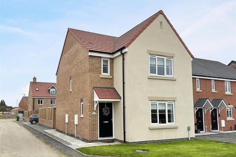 3 bedroom detached house for sale, Kettlewell Way, Stockton-On-Tees, TS21 1FZ