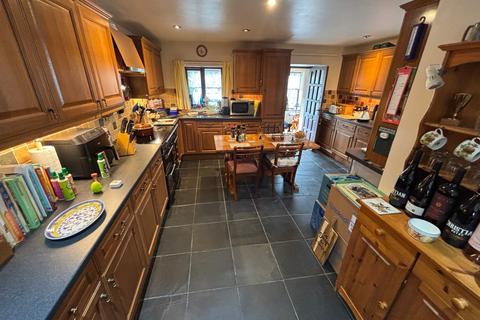 3 bedroom semi-detached house for sale, Talsarn, Lampeter, SA48