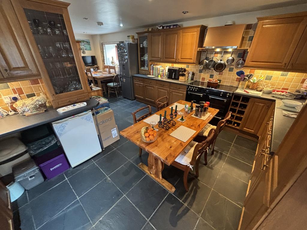 Kitchen/diner (second image)