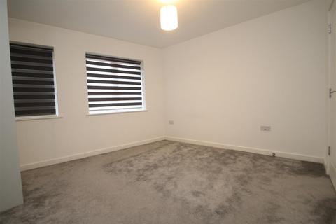 2 bedroom apartment to rent, Frogmore Road, Hemel Hempstead