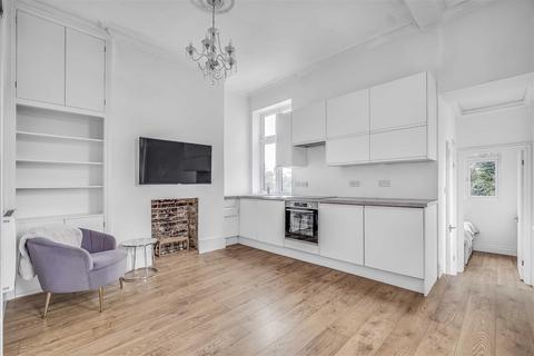 1 bedroom flat for sale, West Hill, Putney