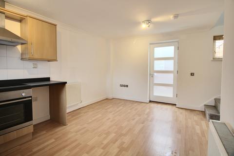 1 bedroom maisonette to rent, PARK HOUSE COURT