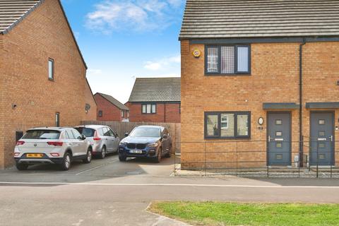 2 bedroom semi-detached house for sale, Pioneer Way, Kingswood, Hull, HU7 3LS