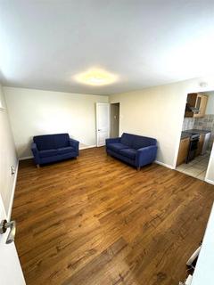 1 bedroom flat to rent, 4 Merlins CourtTenbyPembrokeshire