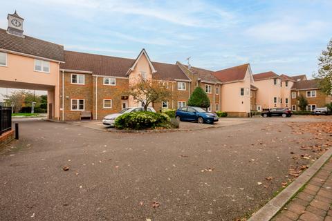 2 bedroom flat for sale, Station Approach, Hockley SS5