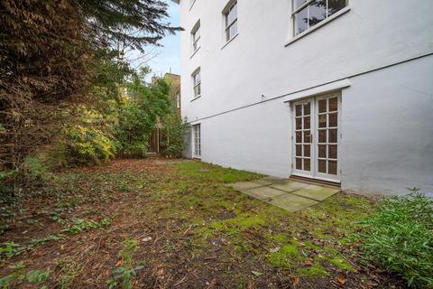 2 bedroom flat for sale, Acre Lane, SW2