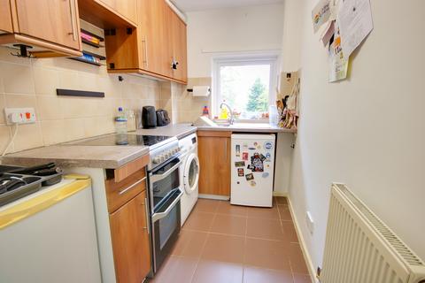 1 bedroom flat for sale, Cobden Avenue, Southampton