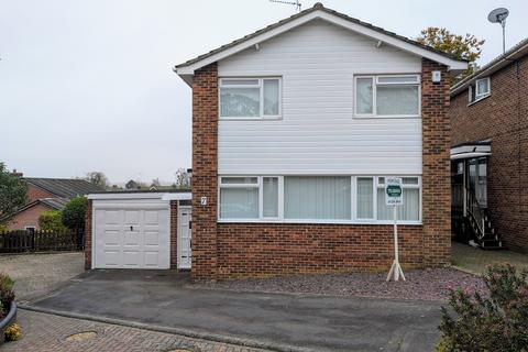 4 bedroom detached house for sale, GREENWOOD CLOSE, FAREHAM. GUIDE PRICE £450,000 - £460,000.