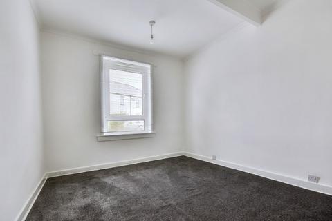 2 bedroom flat to rent, Skye Street, Inverclyde, Greenock, PA16