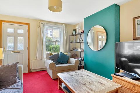 2 bedroom end of terrace house for sale, Saffron Road, Cambridge CB24