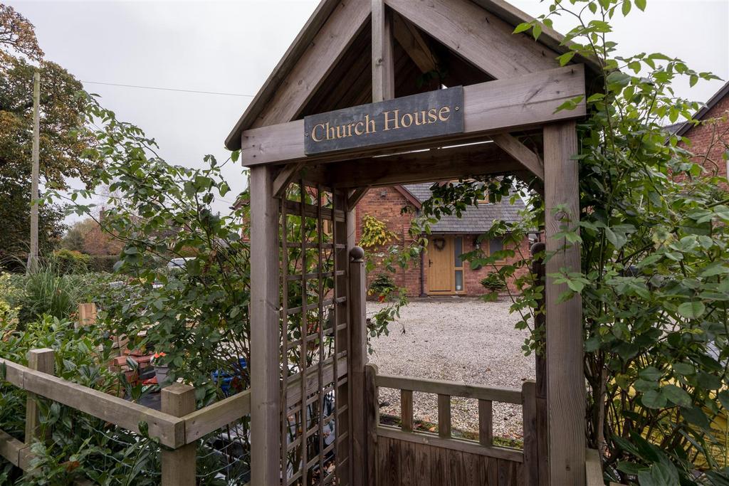 Church House 045.jpg