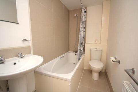 2 bedroom apartment to rent, Duke Road, Great Yarmouth NR31