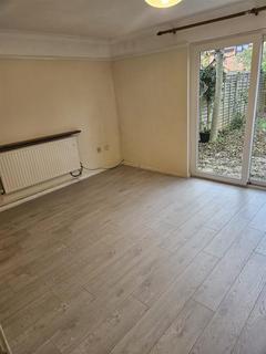 2 bedroom house to rent, Saunders Road, Oxford, Oxfordshire