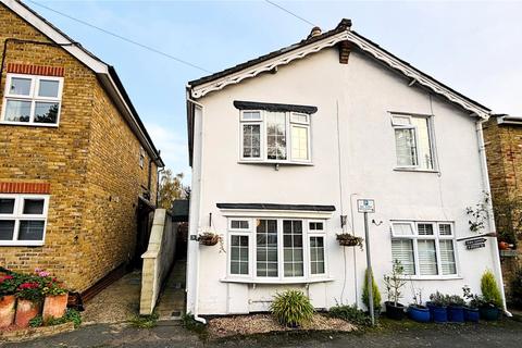 3 bedroom semi-detached house for sale, Farmers Road, Surrey TW18