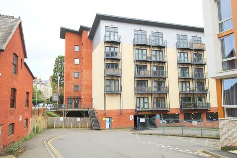 Studio to rent, New North Road, Exeter