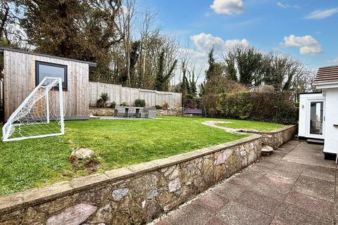 95 Broadley Drive, Torquay, TQ2 6UT