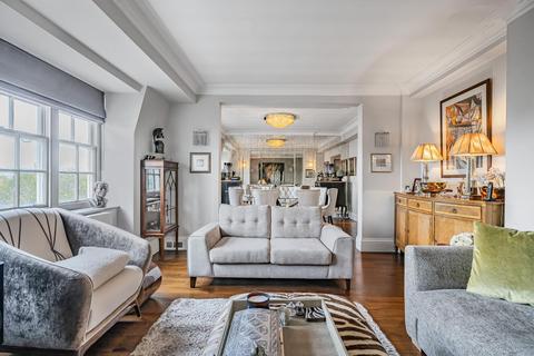 3 bedroom flat for sale, Onslow Square, South Kensington