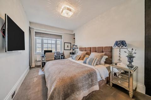 3 bedroom flat for sale, Onslow Square, South Kensington