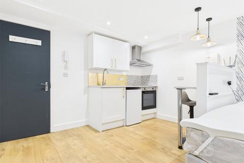 Studio to rent, Castle Street, Brighton, BN1
