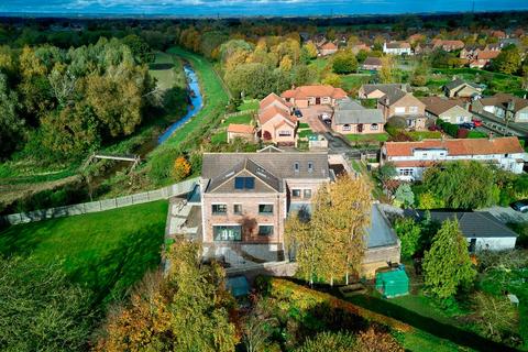 5 bedroom detached house for sale, The Village, Earswick, York