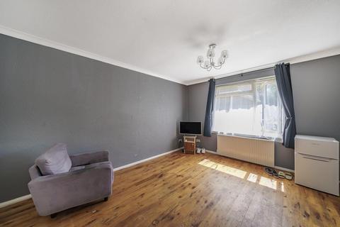 1 bedroom flat for sale, Fleet,  Hampshire,  GU52