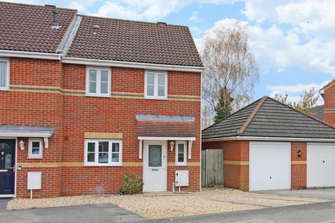 3 bedroom end of terrace house for sale, Beckett Road, Andover, SP10