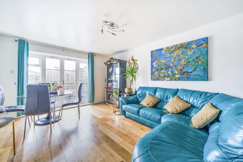 2 bedroom apartment for sale, Drake House Victory Place London