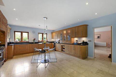 undefined, Cross Drive, Kingswood ME17