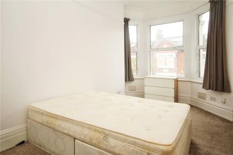 4 bedroom apartment to rent, Carminia Road, London, SW17