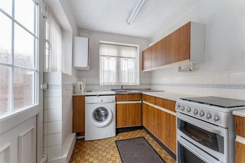 20 Ash Grove, Staines-upon-thames, TW18 1JD