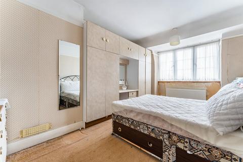 20 Ash Grove, Staines-upon-thames, TW18 1JD