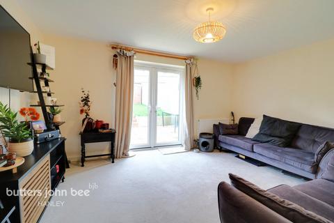 3 bedroom semi-detached house for sale, Richard Dawson Drive, Stoke-On-Trent ST2 8NX