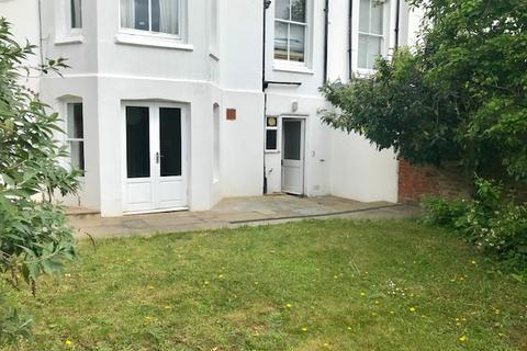 1 bedroom flat to rent, Epsom Road, Guildford GU1