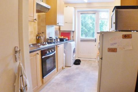 1 bedroom flat to rent, Epsom Road, Guildford GU1