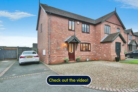 3 bedroom semi-detached house for sale, Hedgerow Close, Barrow-Upon-Humber, Lincolnshire, DN19 7TE