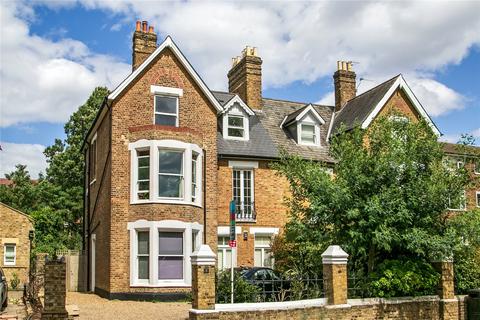 2 bedroom apartment for sale, Kew Gardens Road, Kew, Surrey, TW9